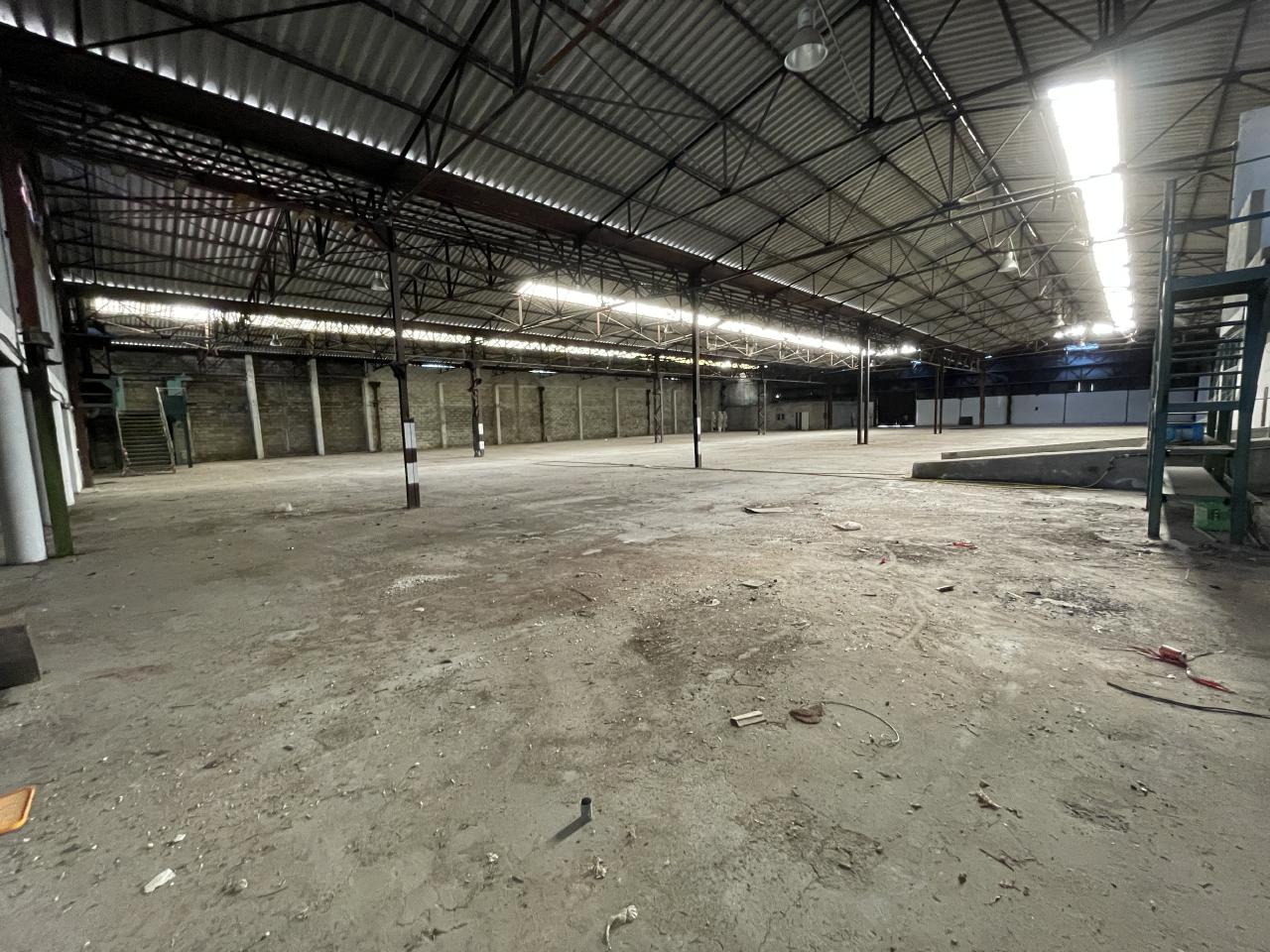 Local d'activité La Trinité 3289m² Location local d'activité La Trinité Alpes-Maritimes OLACT2420973 2